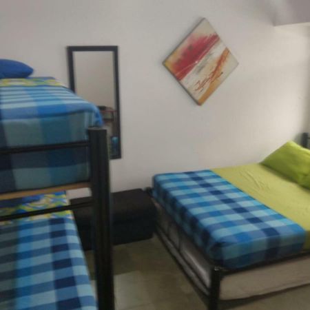 Casa Blanca Hostel Medellín Zewnętrze zdjęcie