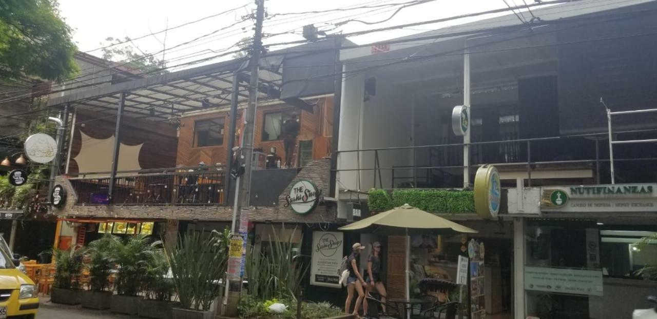 Casa Blanca Hostel Medellín Zewnętrze zdjęcie
